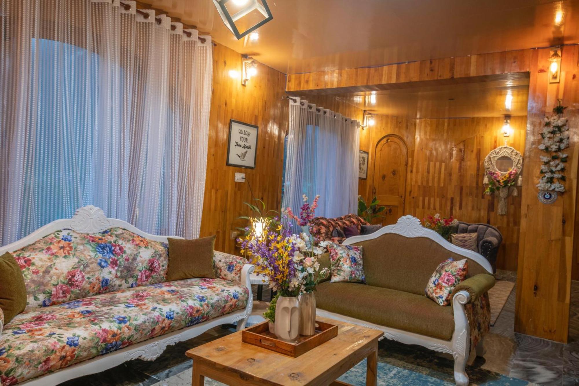 The Woodshed Villa มะนาลี ภายนอก รูปภาพ